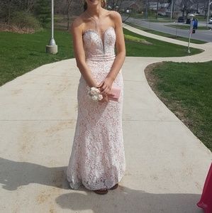 Stunning lace prom dress